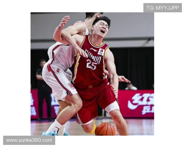 广州篮球队控制体系下的战术分析与实践探索 广州篮球队控制体系下的战术分析与实践探索