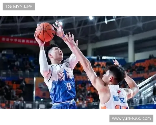 吴冠希：从篮球新星到职业生涯巅峰的奋斗历程与成就解析