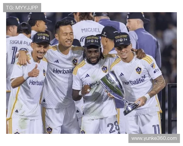 惠灵顿凤凰对阵悉尼FC精彩直播全程回顾与赛后分析