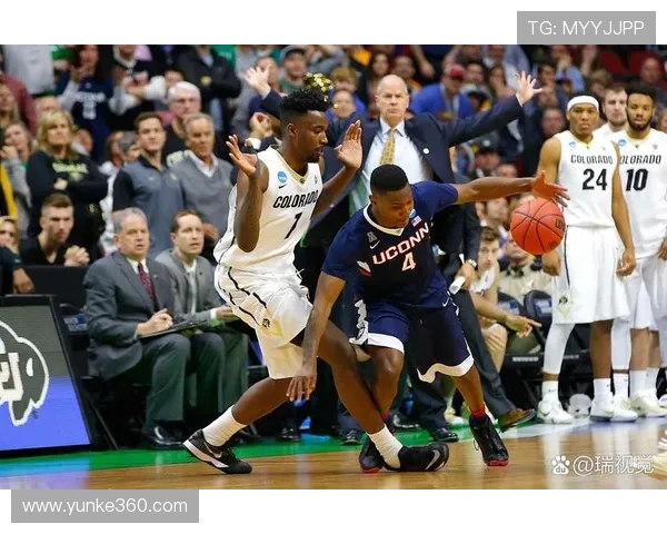 活塞与独行侠激战正酣球迷期待精彩对决与逆转时刻