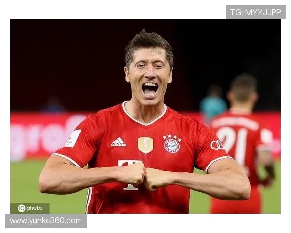 莱万状态火热欧冠赛场再添佳绩射手榜领跑势头强劲