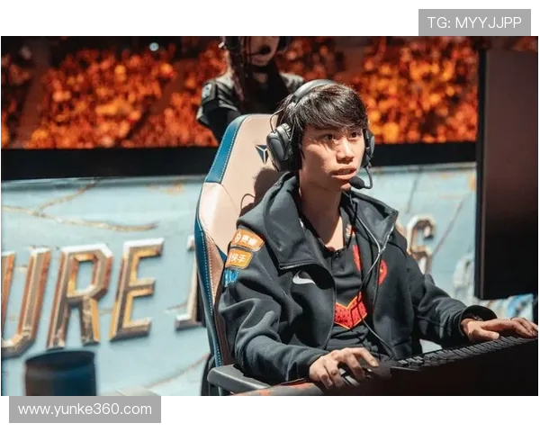 英雄联盟盛宴:深入分析FPX战队的实力与战术布局